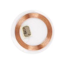 Matrica típusú RFID adó